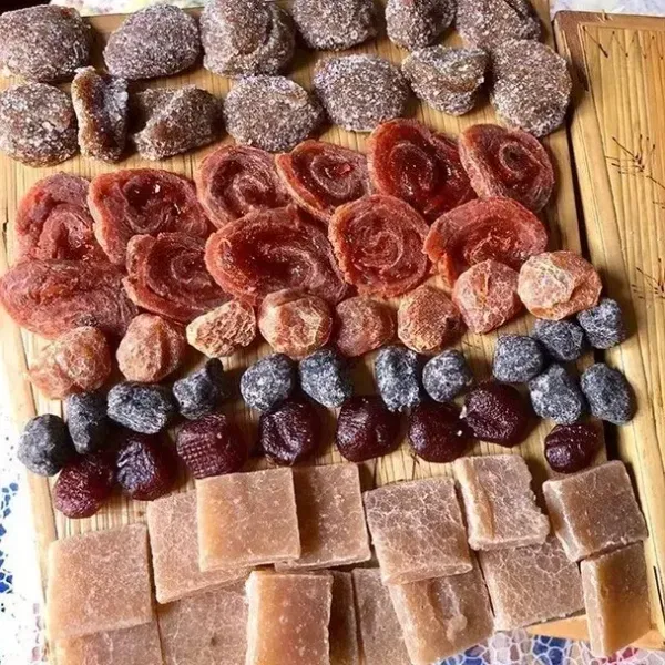 Titaura