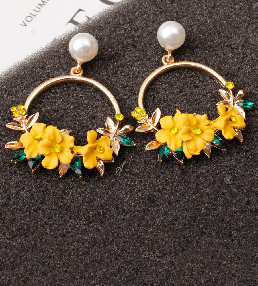 YouBella Jewellery Ear rings for women Floral Resin Earrings for Girls and Women (Yellow)